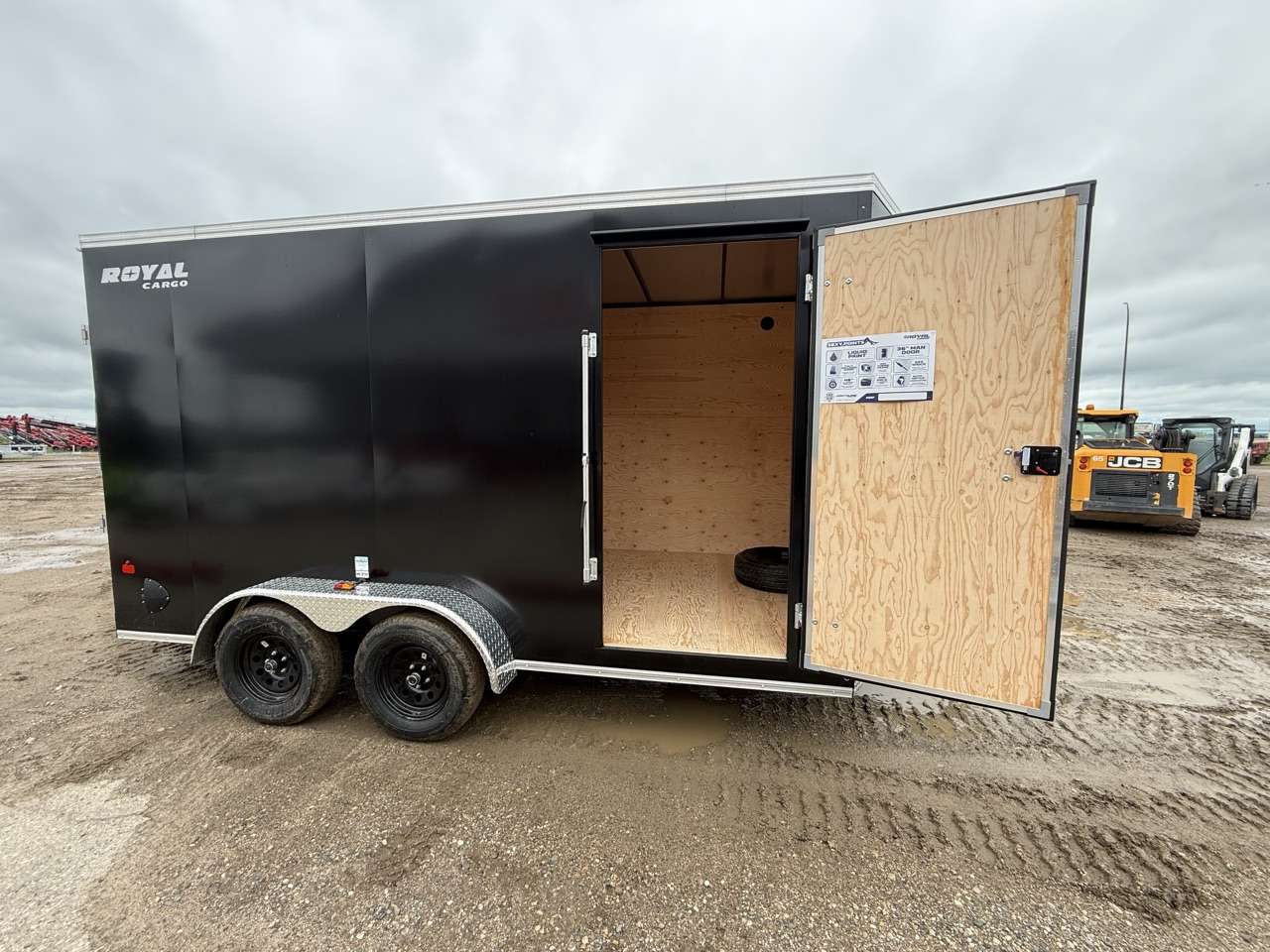 2026 Royal LCH 7' x 14' + V-Nose Cargo Trailer