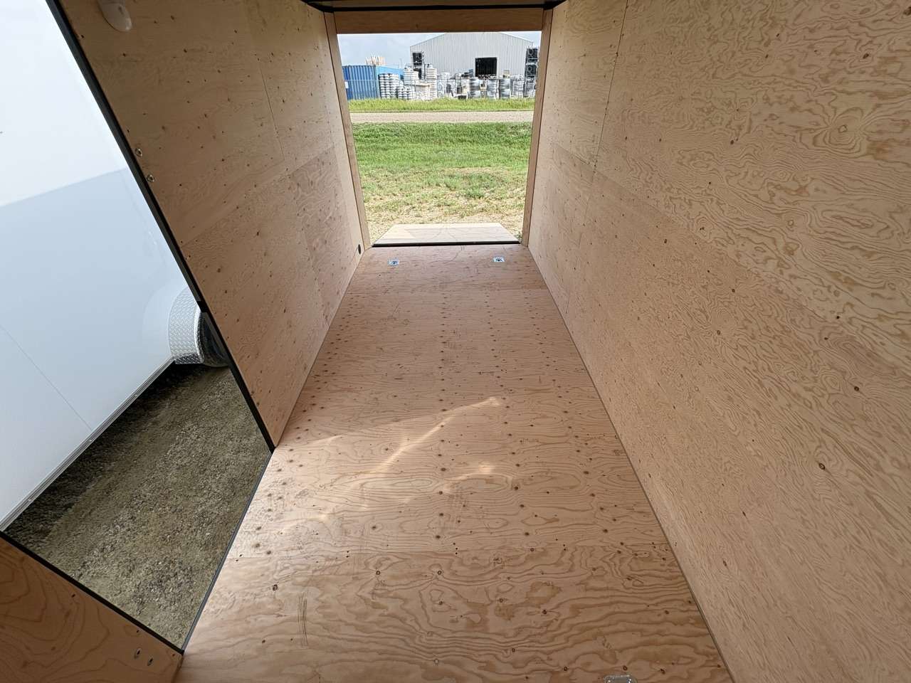2026 Royal LCH 7' x 14' + V-Nose Cargo Trailer