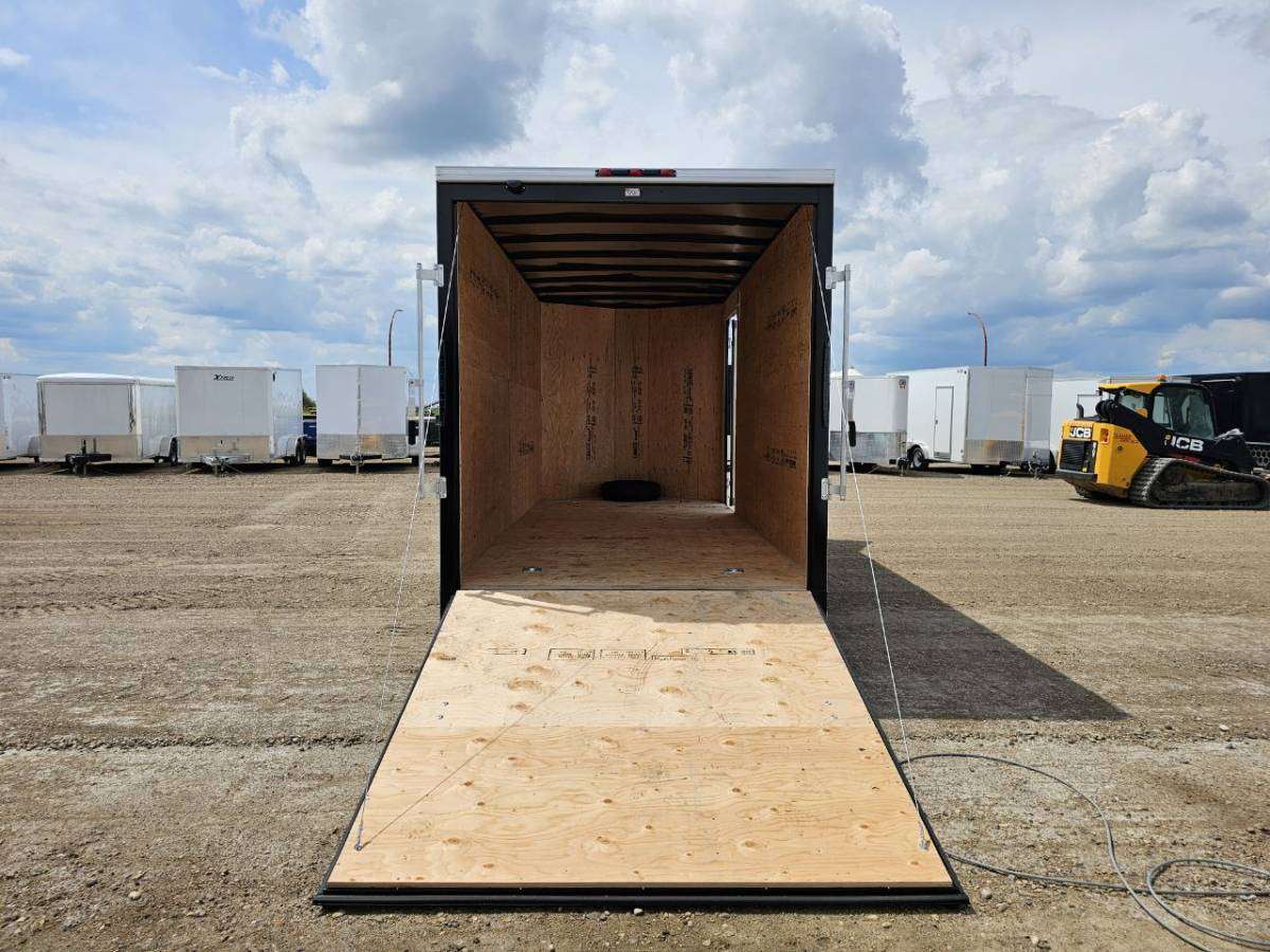 2026 Royal LCH 7' x 16' + V-Nose Cargo