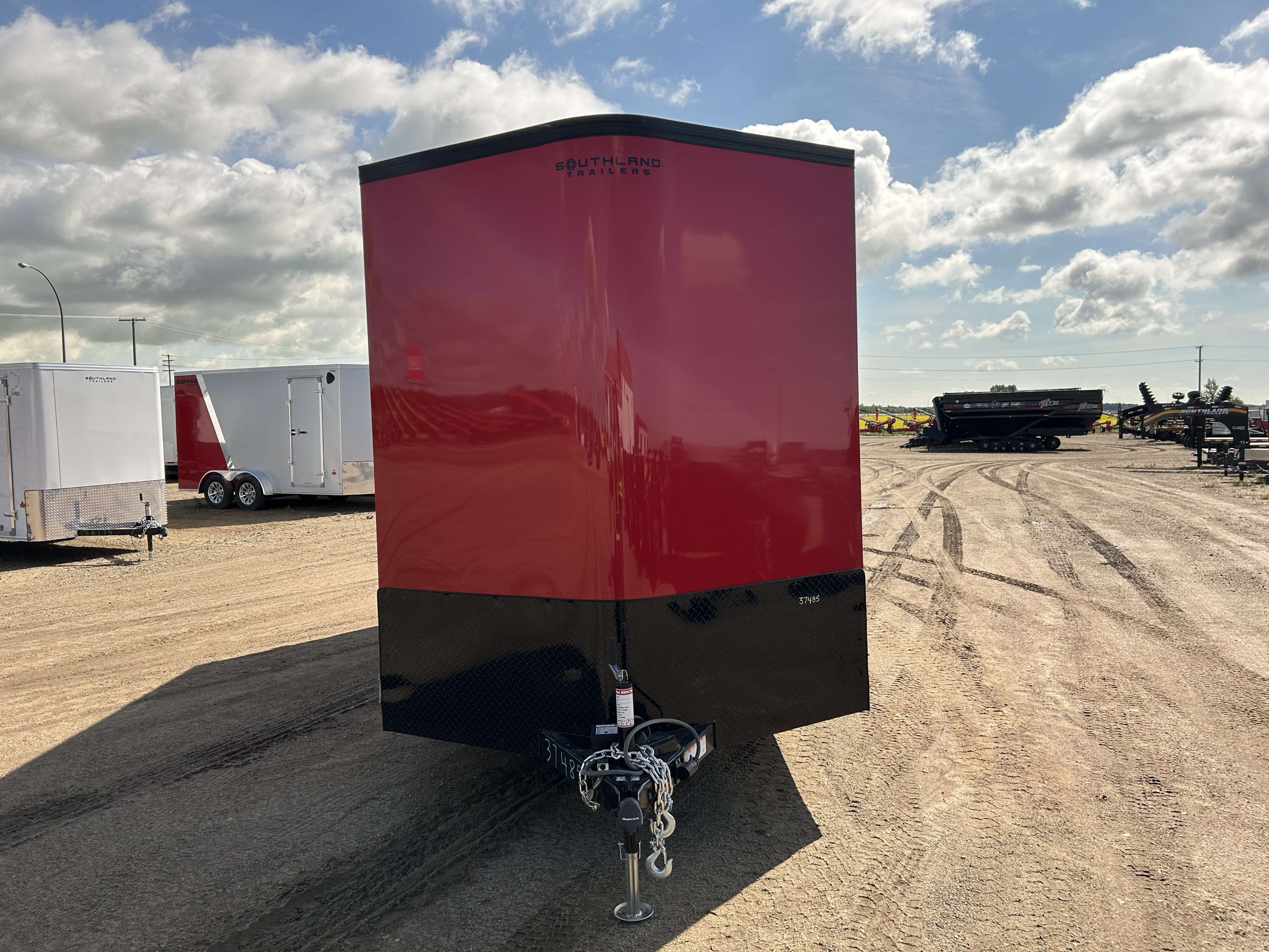 2026 Royal LCH 7' x 16' + V-Nose Cargo