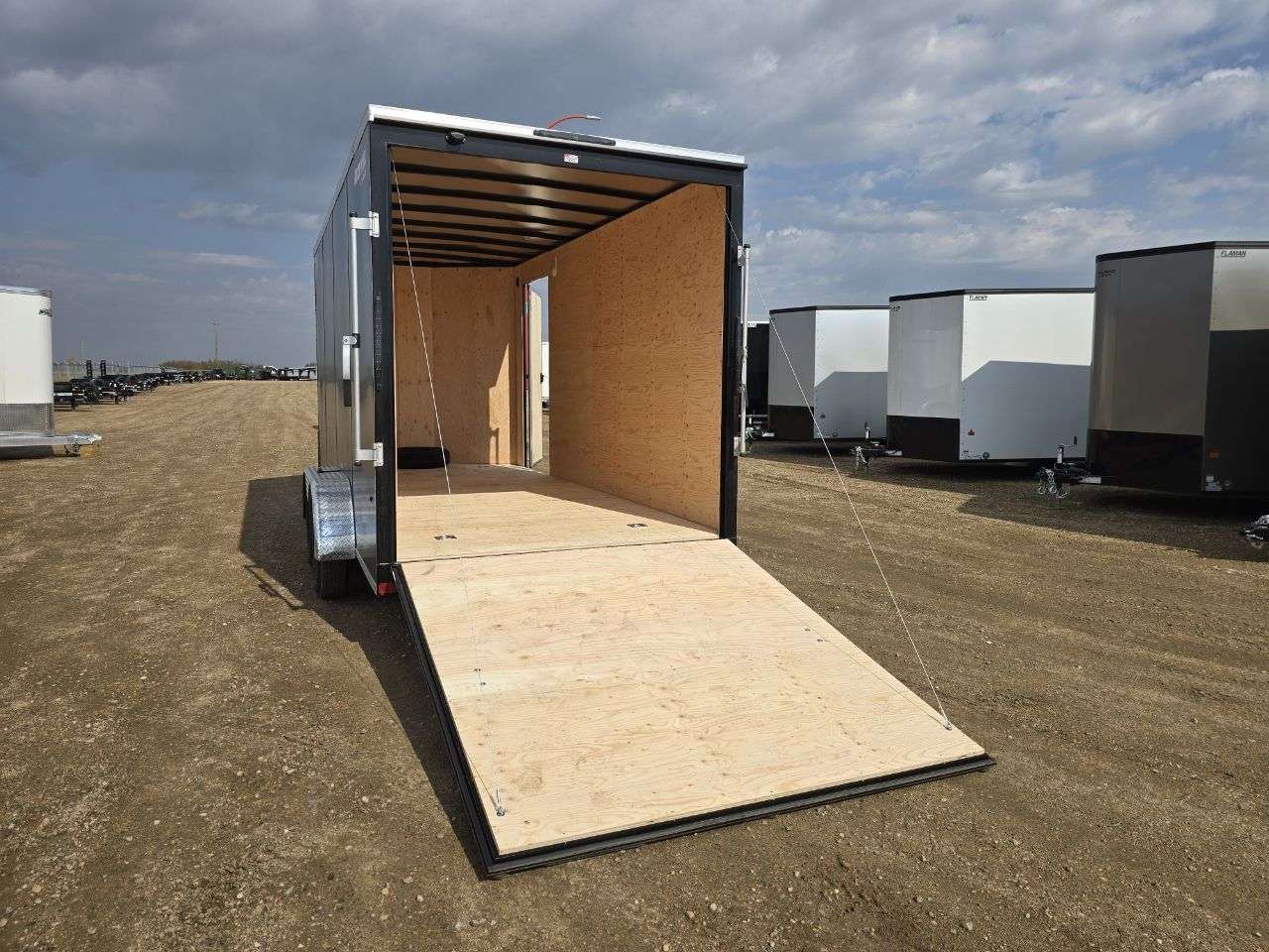 2026 Royal LCH 7' x 16' + V-Nose Cargo Trailer