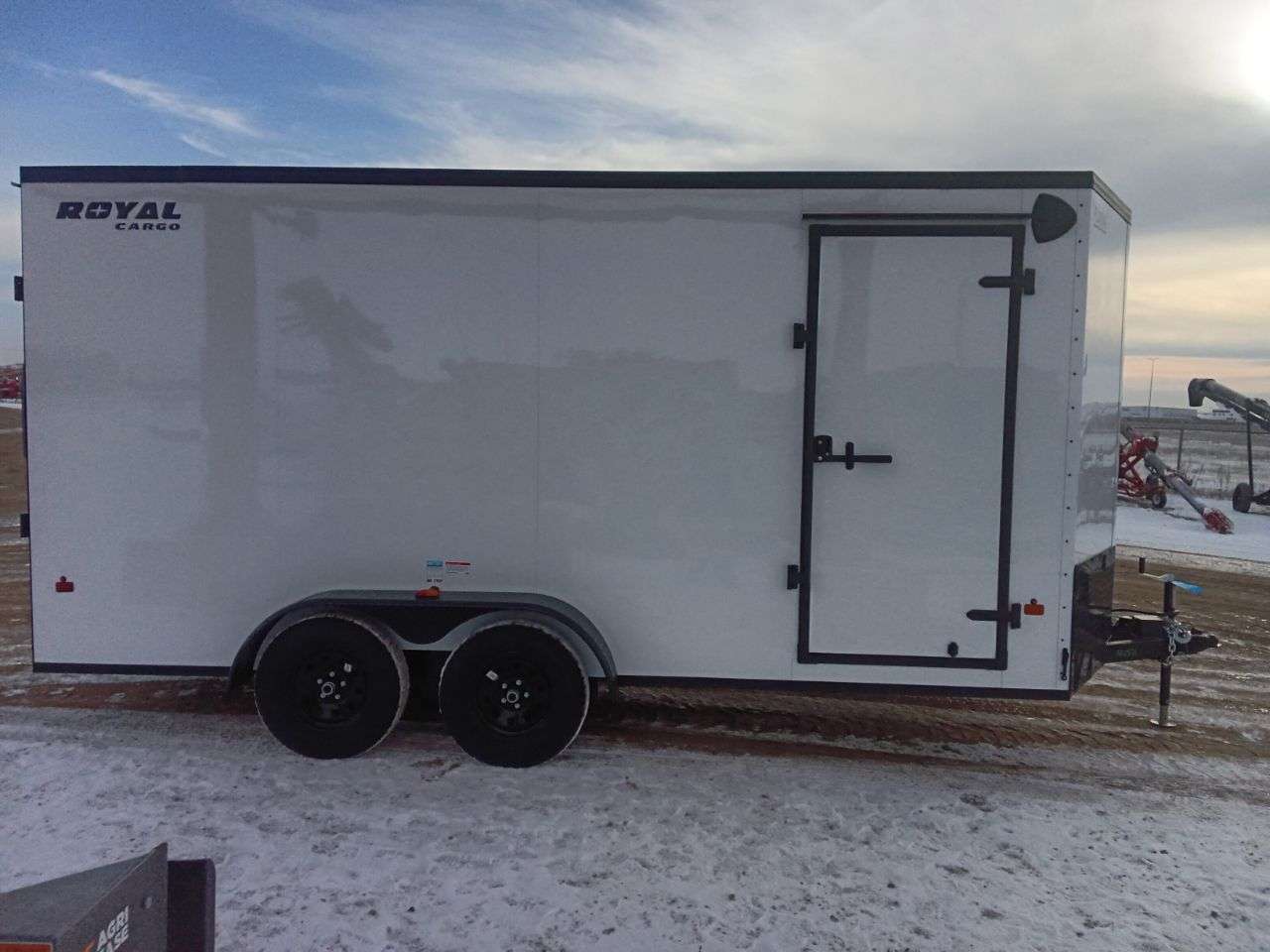 2026 Royal LCH 7' x 16' + V-Nose Cargo Trailer