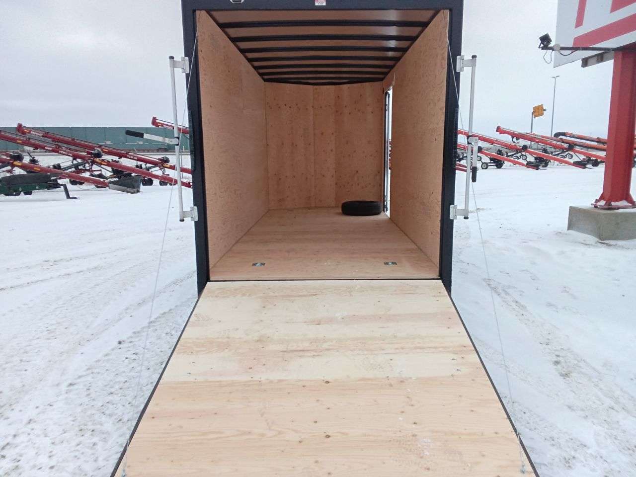 2026 Royal LCH 7' x 16' + V-Nose Cargo Trailer