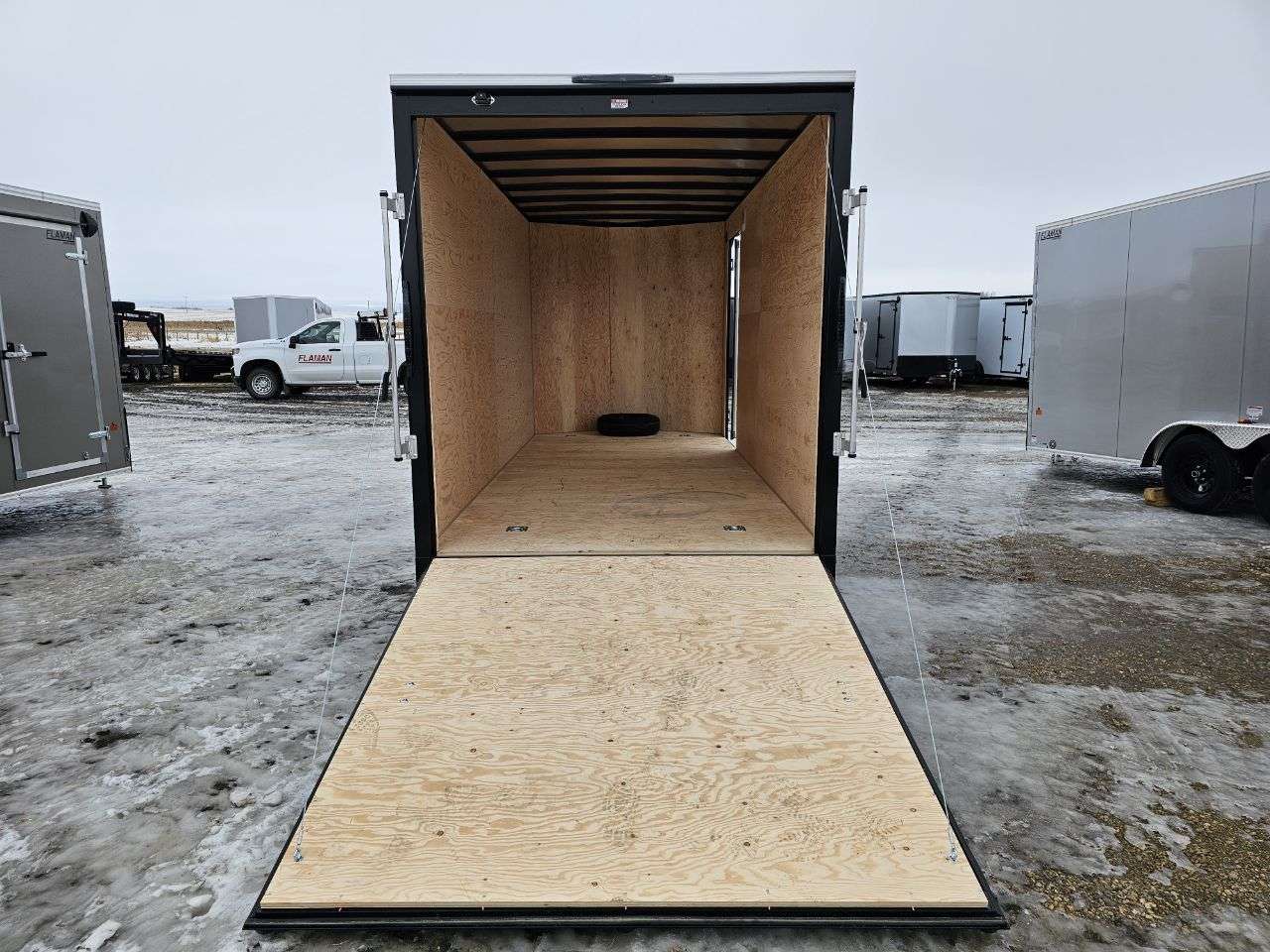 2026 Royal LCH 7' x 16' + V-Nose Cargo Trailer