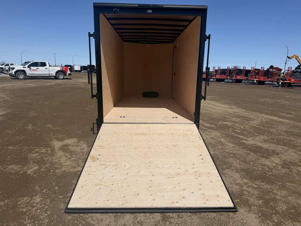 2026 Royal LCH 7' x 16' + V-Nose Cargo Trailer