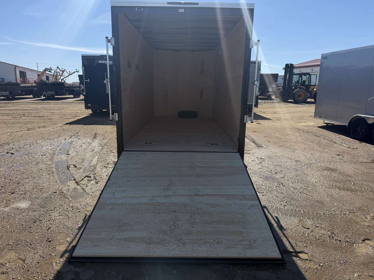 2026 Royal LCH 7' x 16' + V-Nose Cargo Trailer