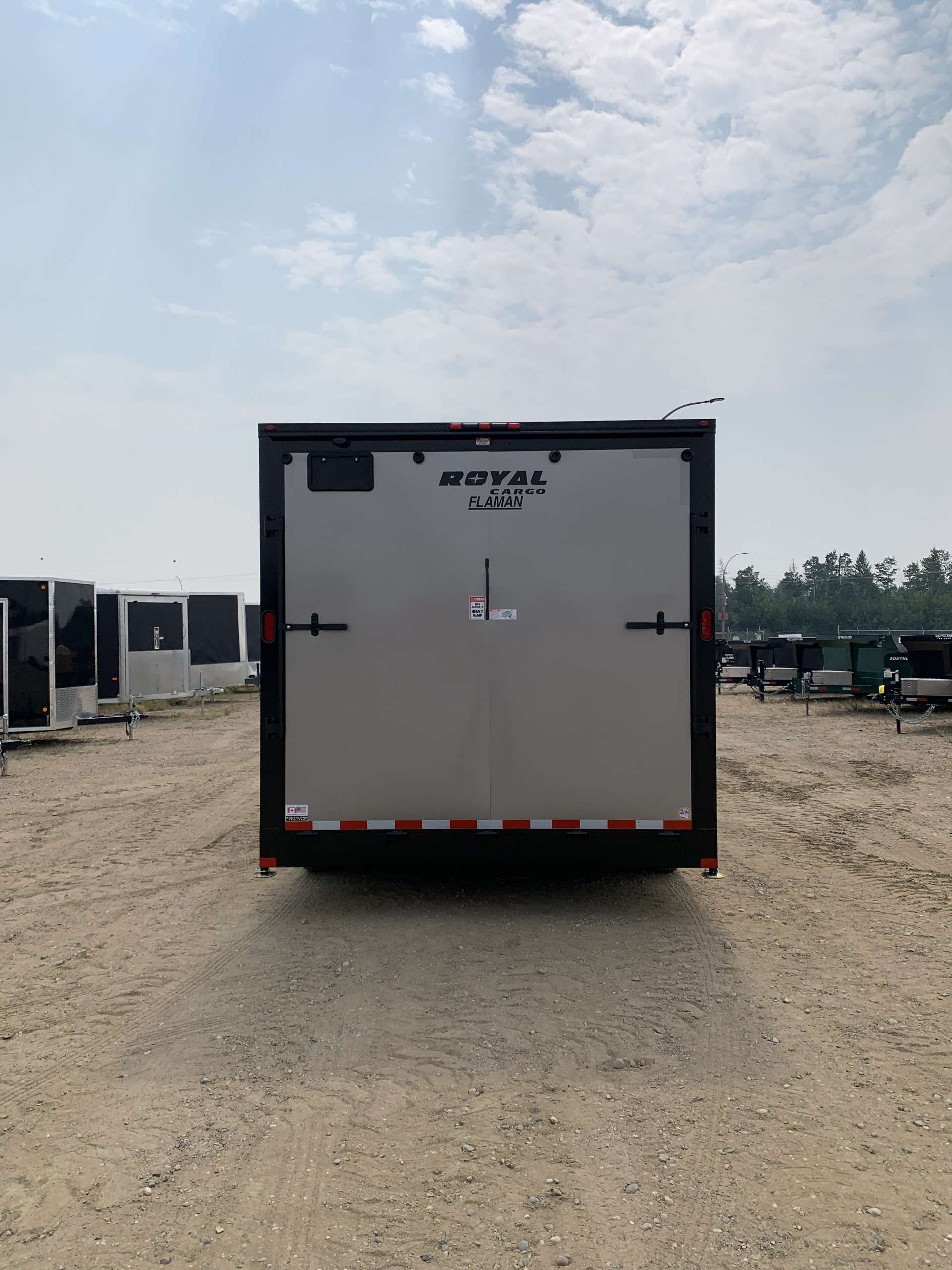 2026 Royal LCH 8'6" x 16' + V-Nose Cargo Trailer