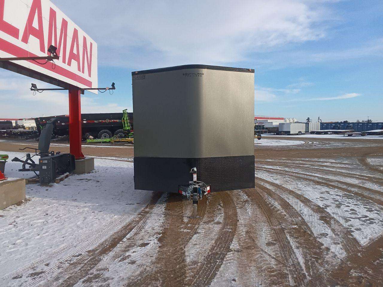 2026 Royal LCH 8'6" x 16' + V-Nose Cargo Trailer