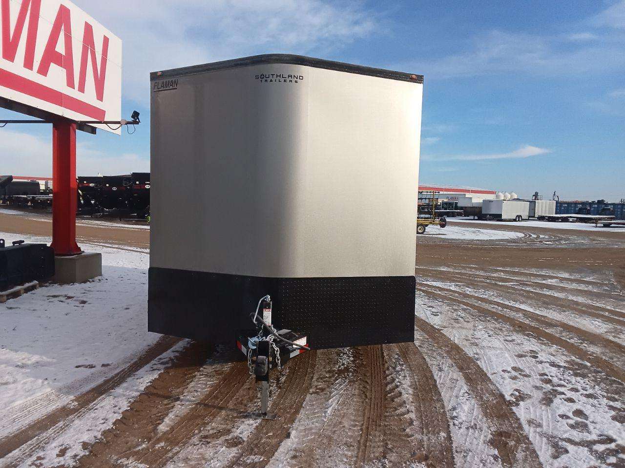 2026 Royal LCH 8'6" x 16' + V-Nose Cargo Trailer