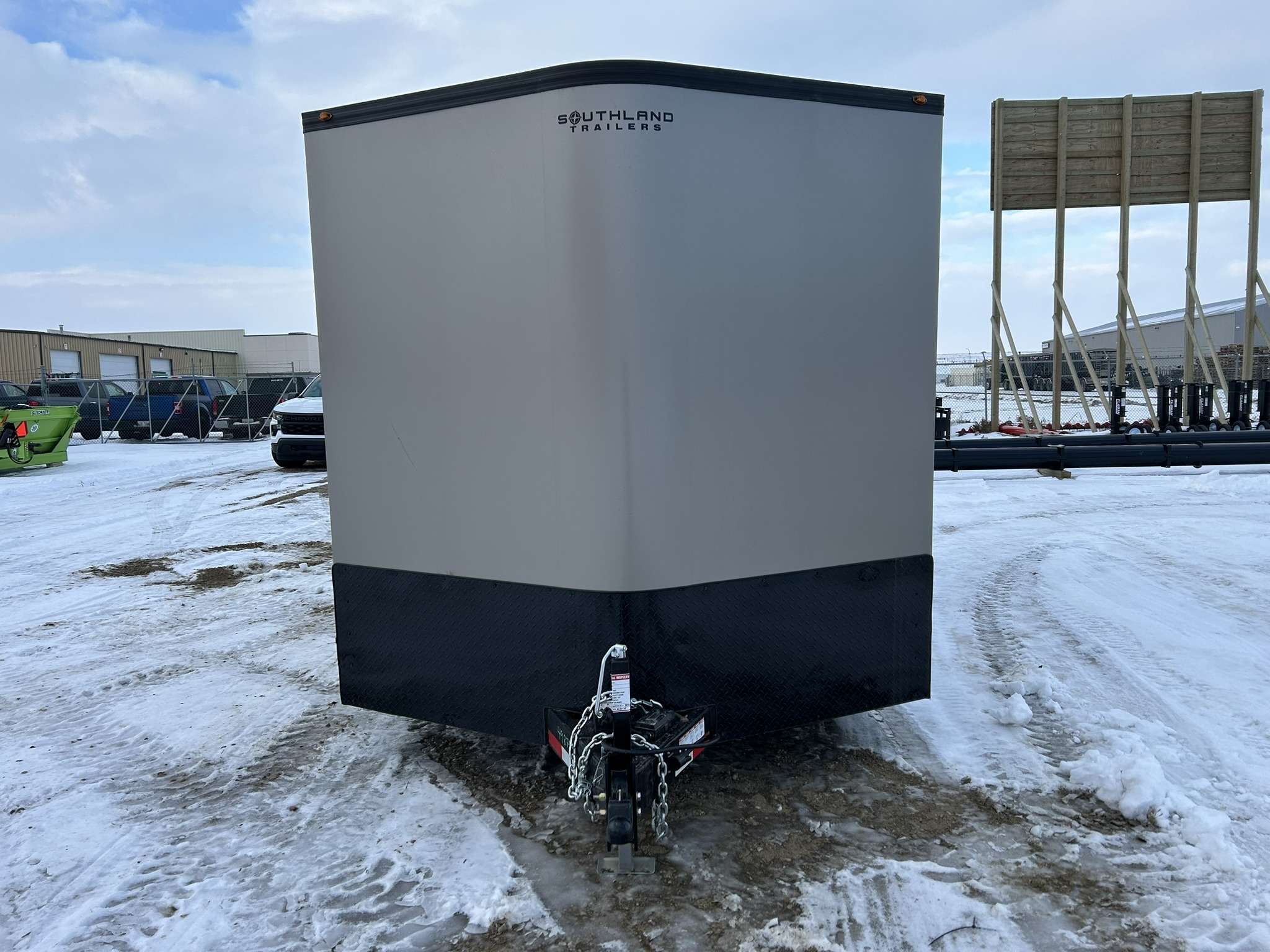 2026 Royal LCH 8'6" x 16' + V-Nose Cargo Trailer