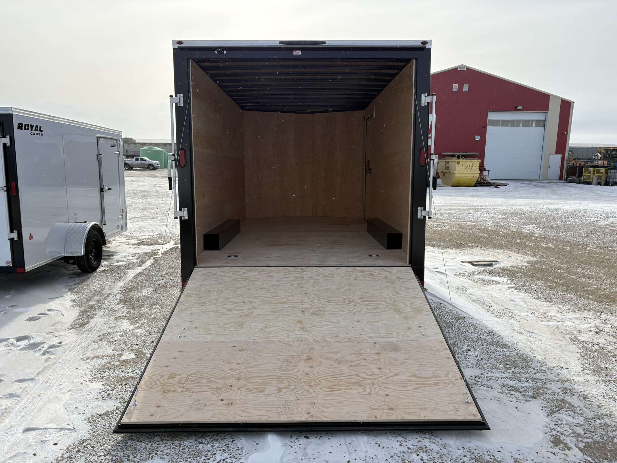 2026 Royal LCH 8'6" x 16' + V-Nose Cargo Trailer