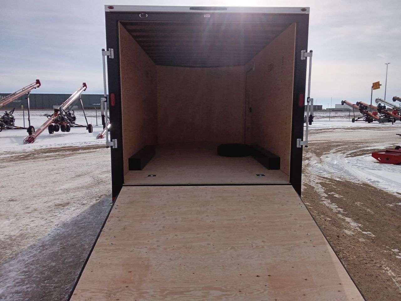 2026 Royal LCH 8'6" x 16' + V-Nose Cargo Trailer