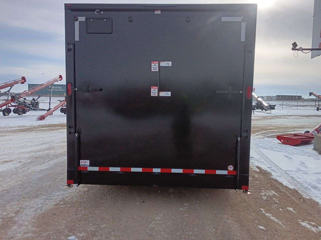 2026 Royal LCH 8'6" x 16' + V-Nose Cargo Trailer