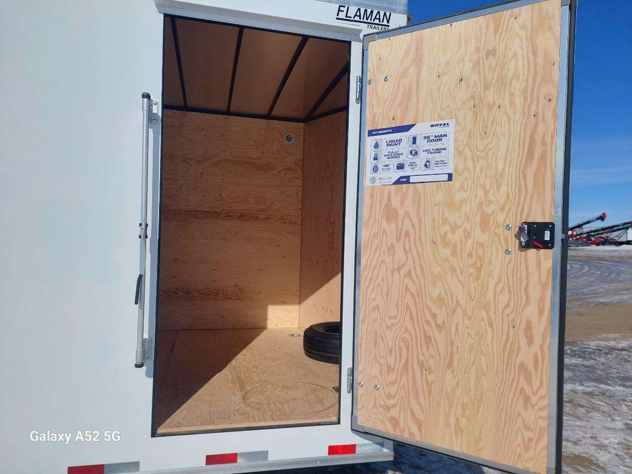 2026 Royal LCH 8'6" x 16' + V-Nose Cargo Trailer