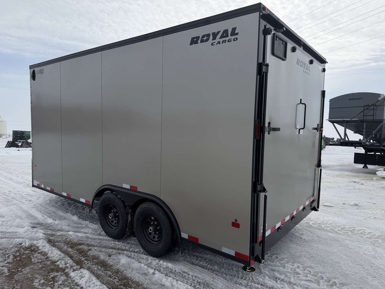 2026 Royal LCH 8'6" x 16' + V-Nose Cargo Trailer