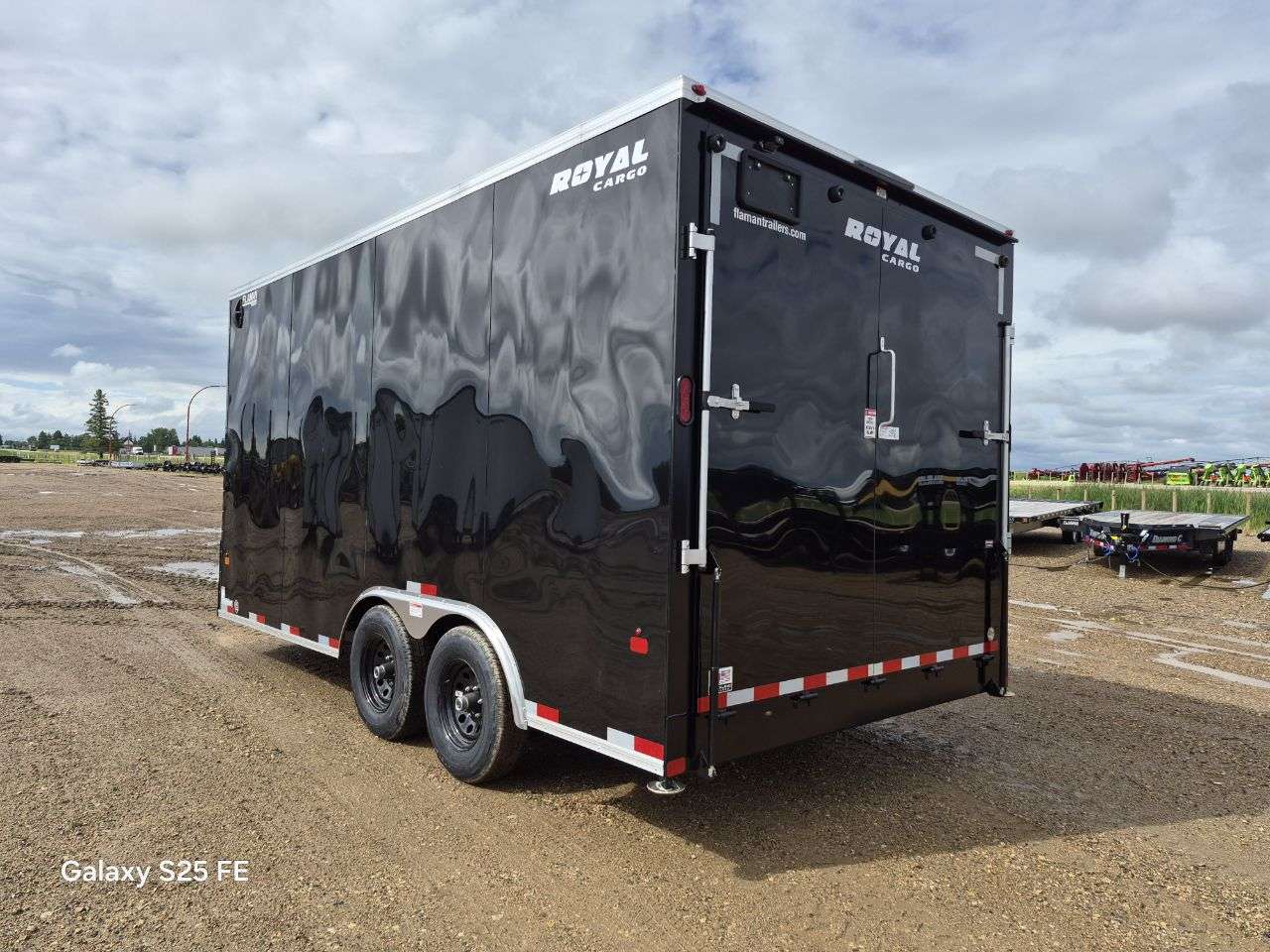 2026 Royal LCH 8'6" x 16' + V-Nose Cargo Trailer