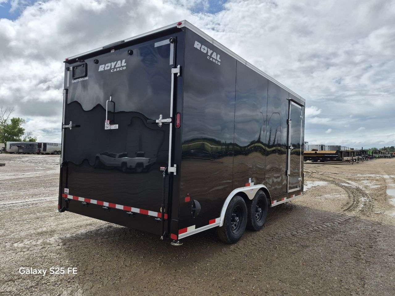 2026 Royal LCH 8'6" x 16' + V-Nose Cargo Trailer