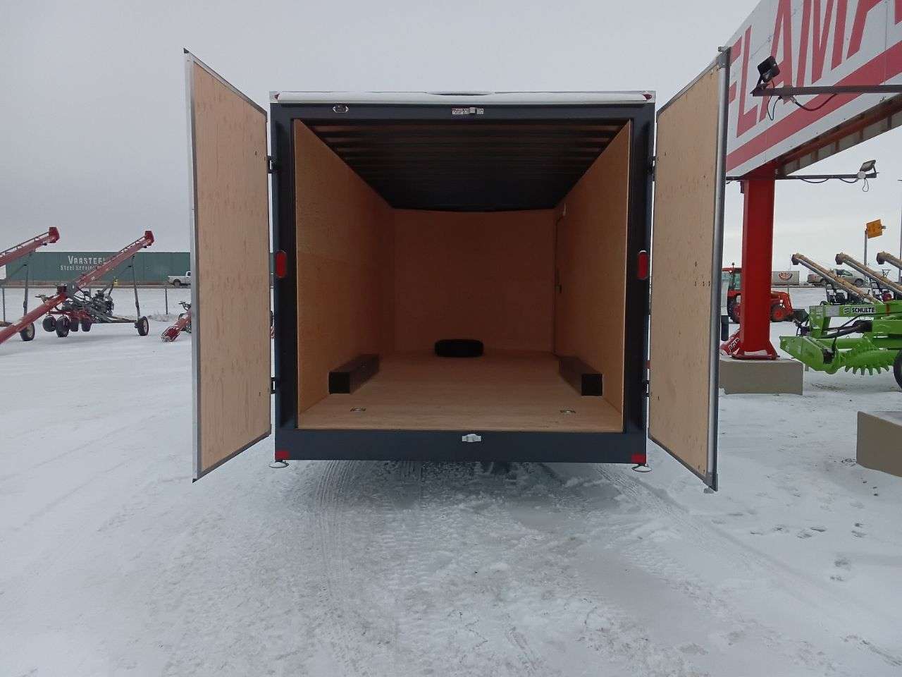 2026 Royal LCH 8'6" x 20' + V-Nose Car Hauler Trailer