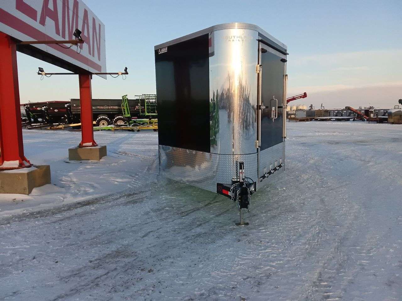 2026 Royal XR 8'6" x 22' + V-Nose Toy Hauler Trailer