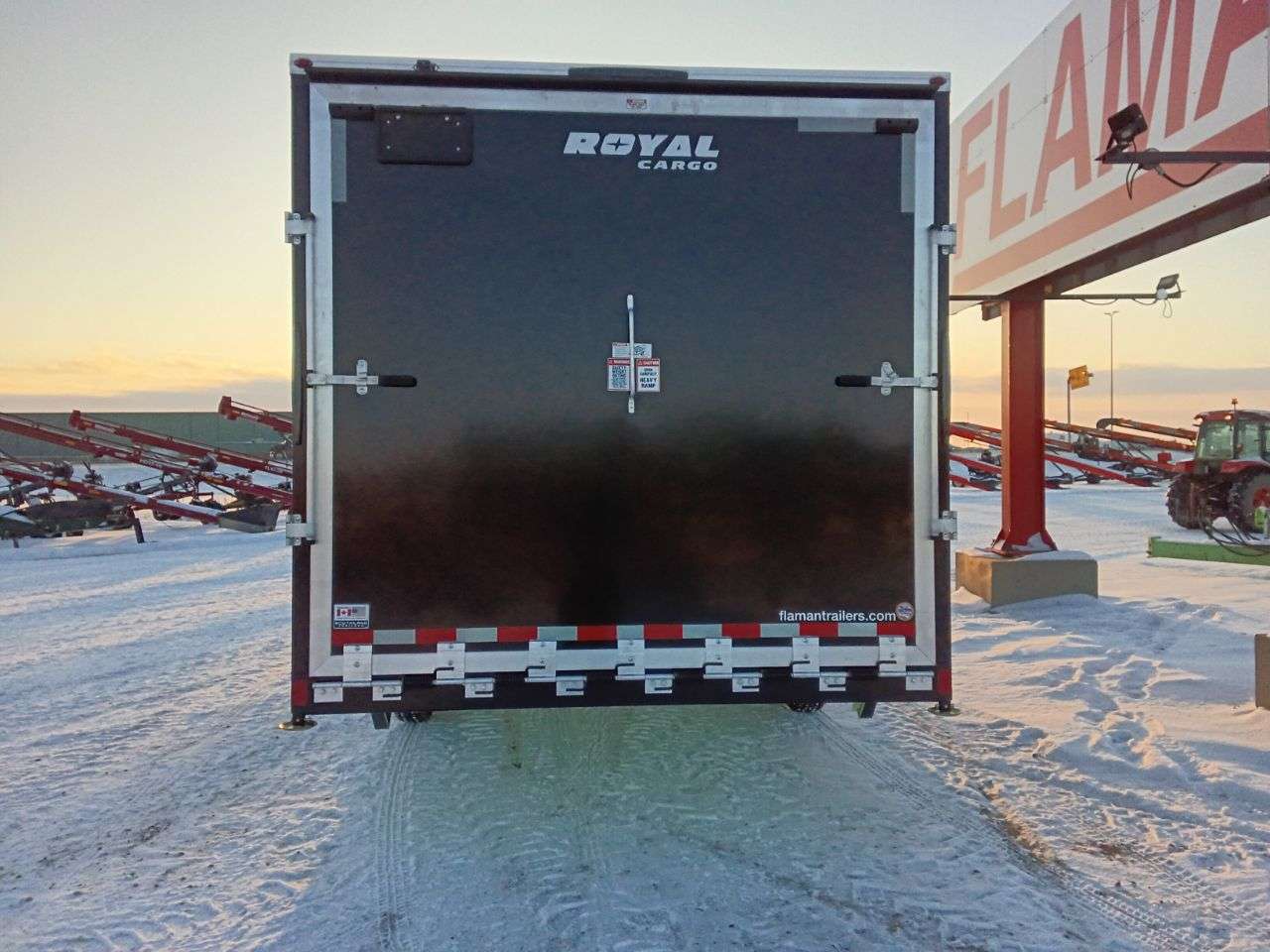 2026 Royal XR 8'6" x 22' + V-Nose Toy Hauler Trailer