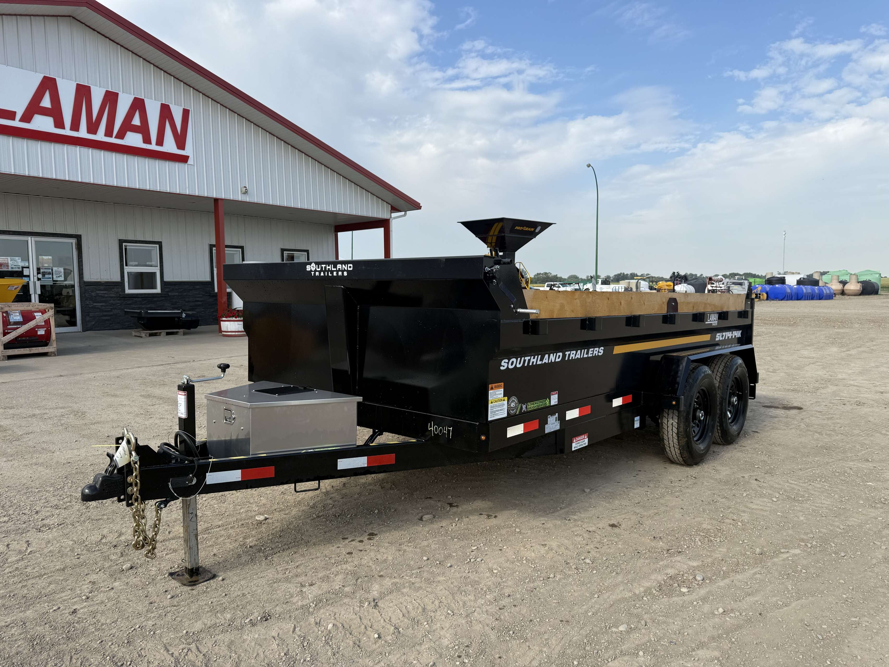 2026 Southland 14K 7' x 14' Dump Trailer