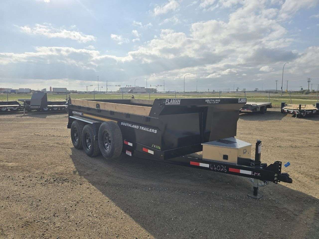 2026 Southland 14K 7' x 14' Dump Trailer