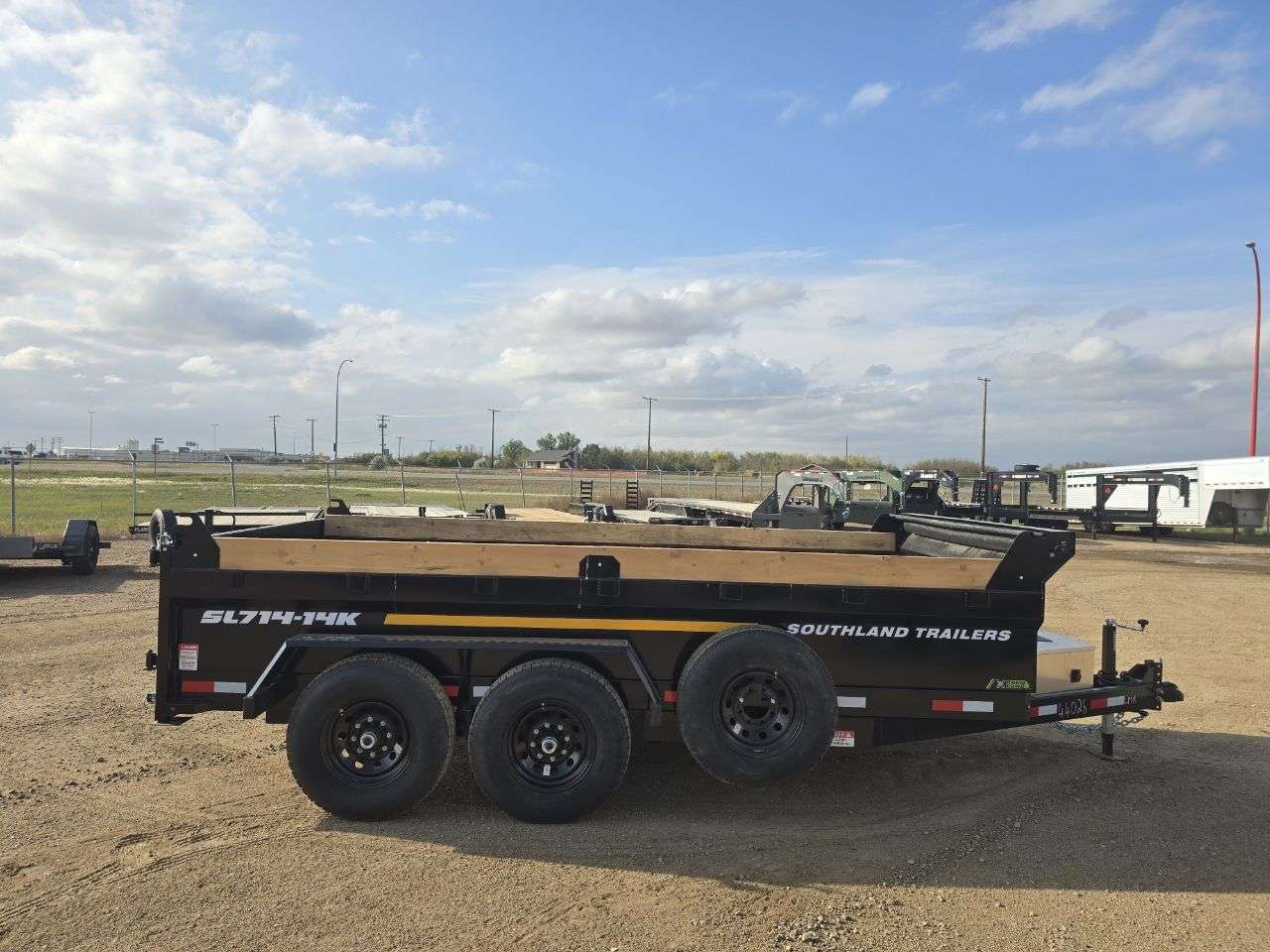 2026 Southland 14K 7' x 14' Dump Trailer