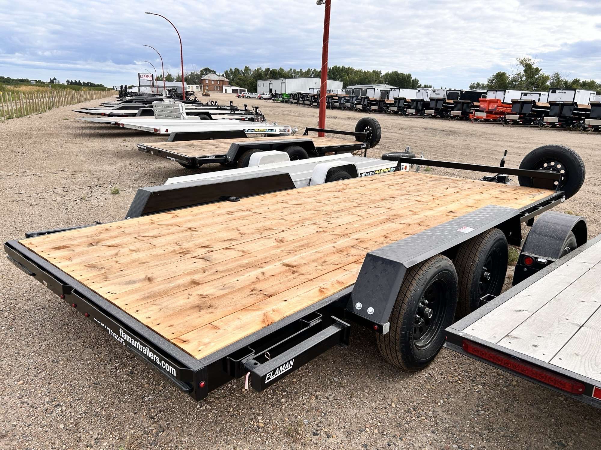 2026 Southland 16' Flat Deck Tandem 3.5K Trailer