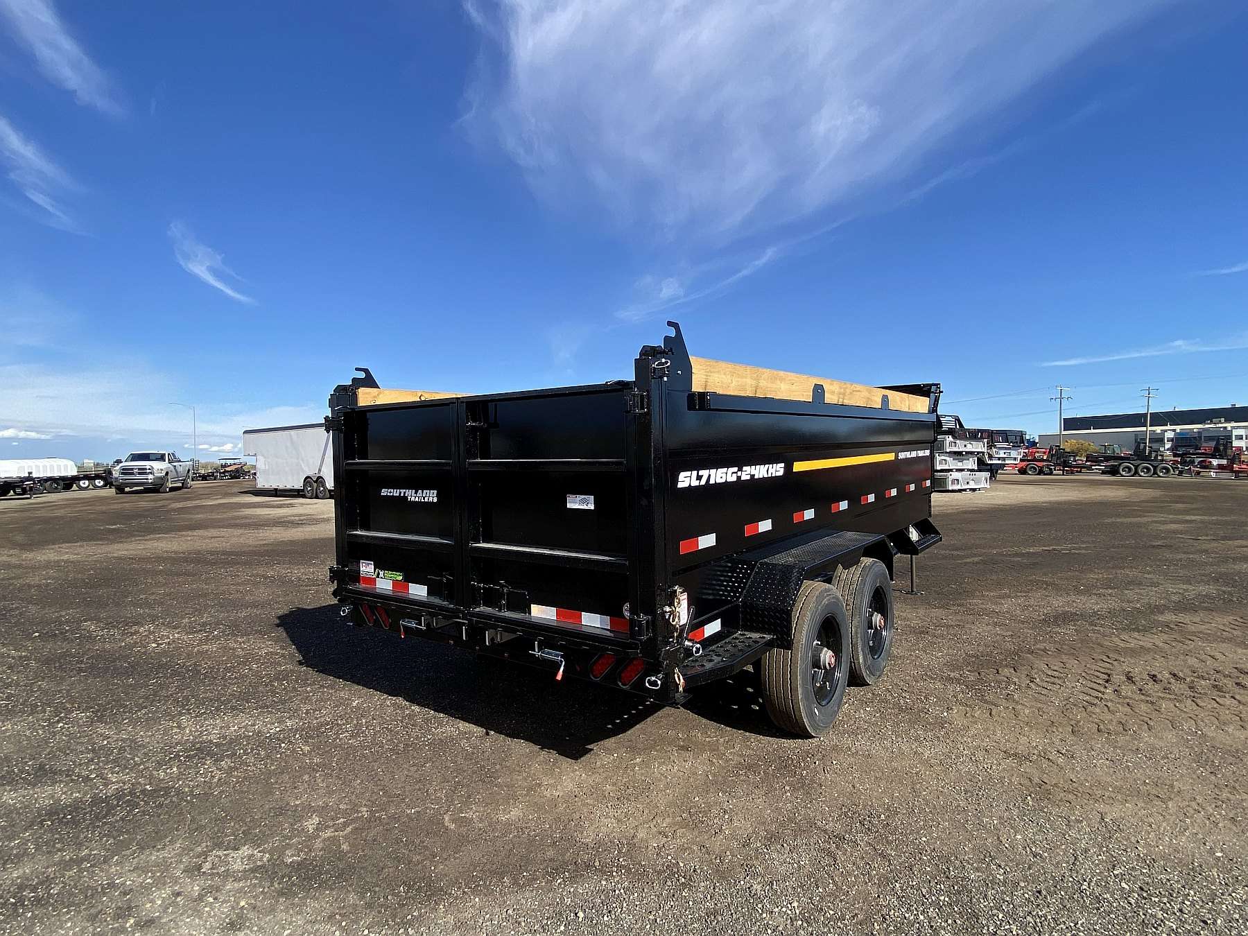 2026 Southland 16' Gooseneck Dump Trailer