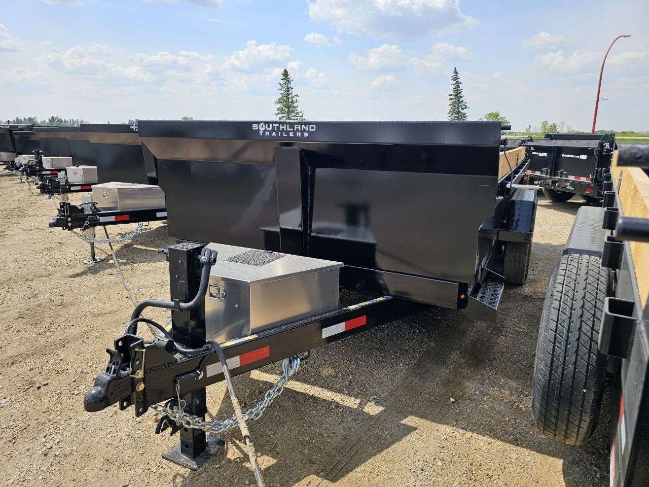 2026 Southland 16K 7' x 14' Dump