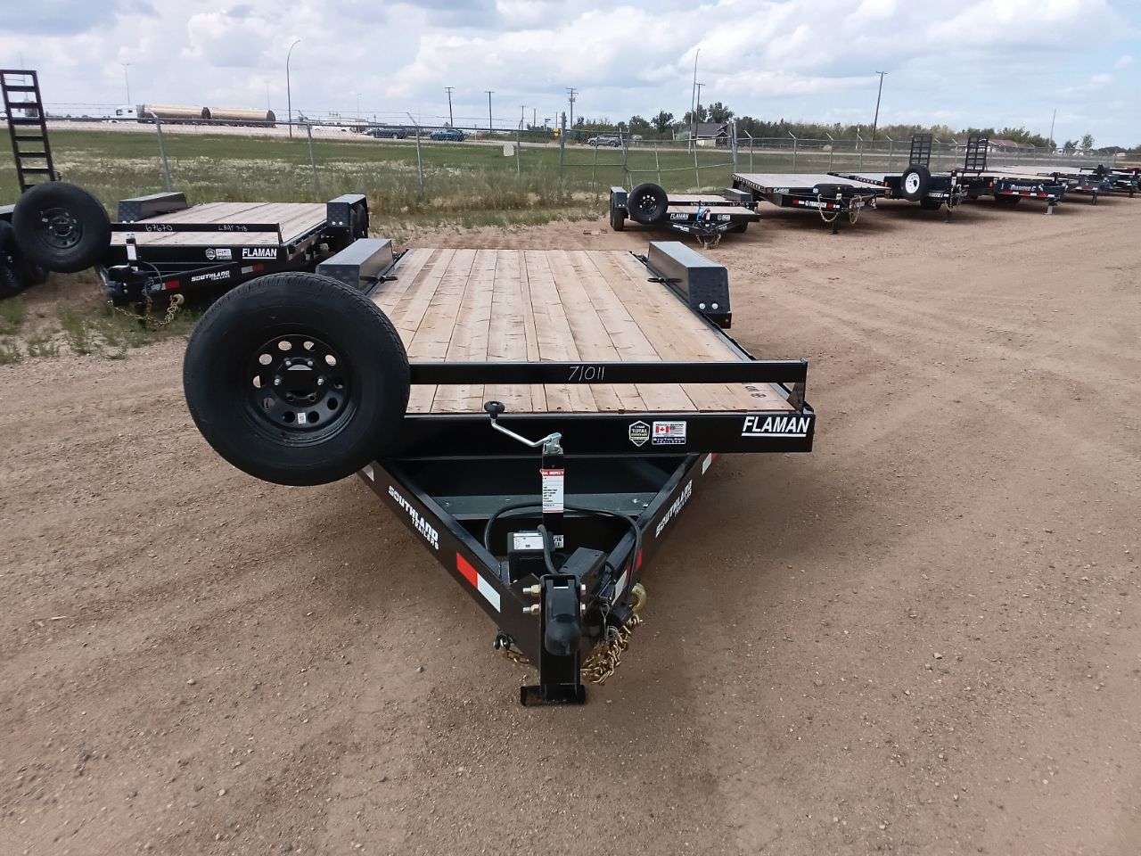 2026 Southland 18' Flat Deck Tandem 5.2K Trailer