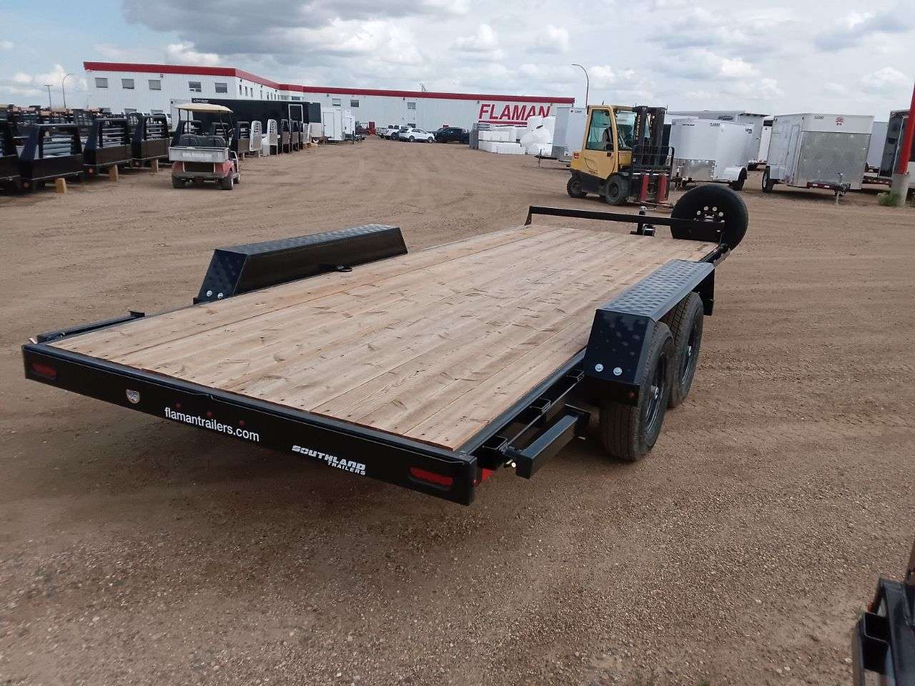 2026 Southland 18' Flat Deck Tandem 5.2K Trailer