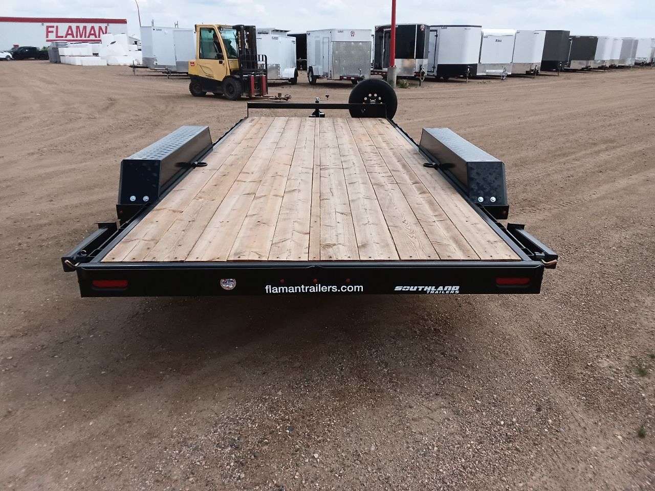 2026 Southland 18' Flat Deck Tandem 5.2K Trailer