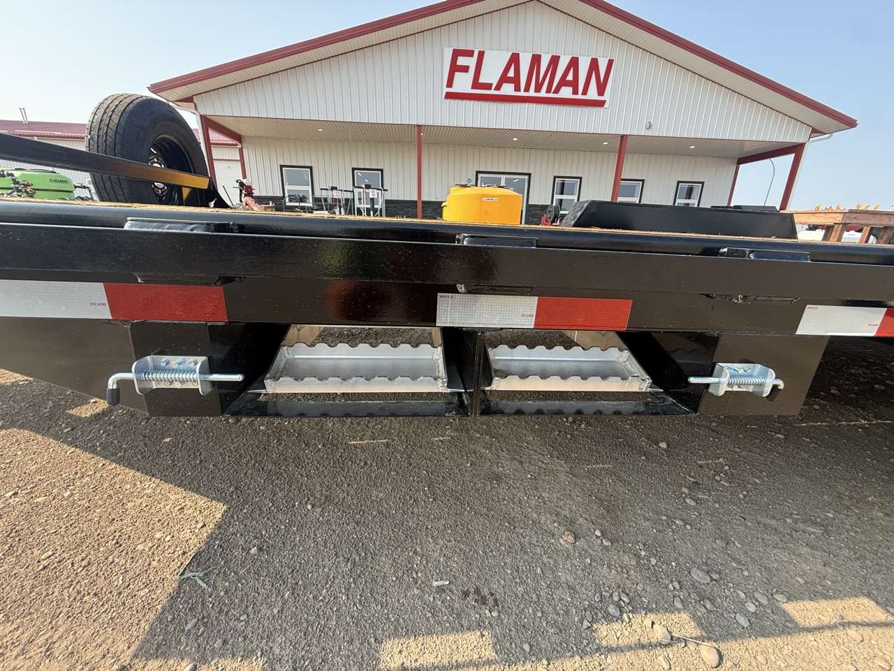 2026 Southland 18' Flat Deck Tandem 7K Trailer
