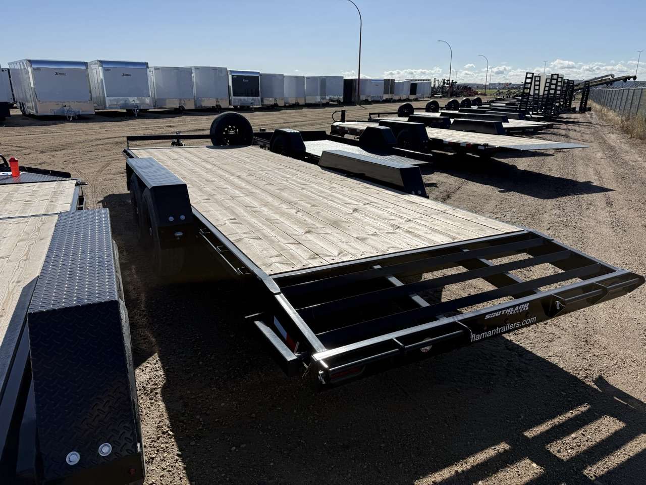 2026 Southland 20'+2' Beavertail Flat Deck Tandem 7K Trailer