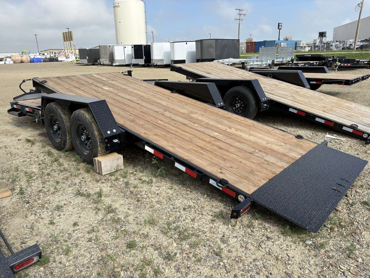 2026 Southland 20' (4' + 16') Partial Tilt Tandem 7K Trailer