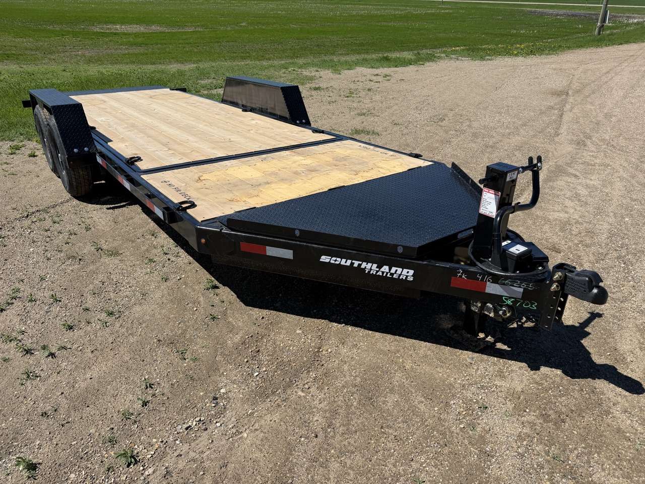 2026 Southland 20' (4'S + 16' T) Partial Tilt 7K Trailer