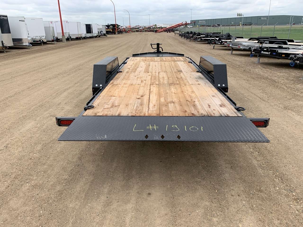 2026 Southland 20' (4'S + 16' T) Partial Tilt 8K Trailer