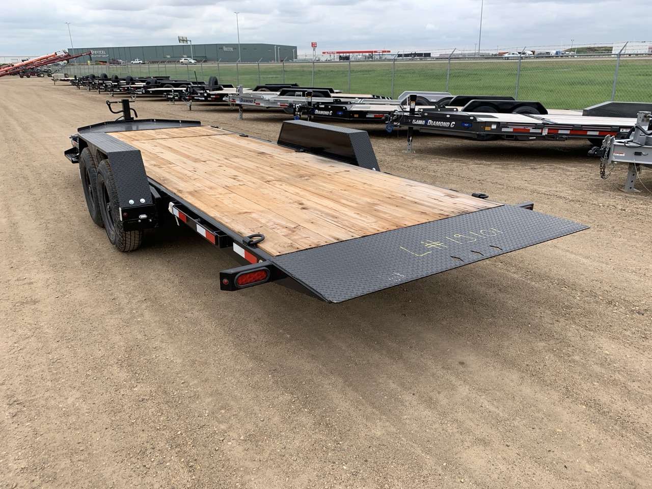 2026 Southland 20' (4'S + 16' T) Partial Tilt 8K Trailer