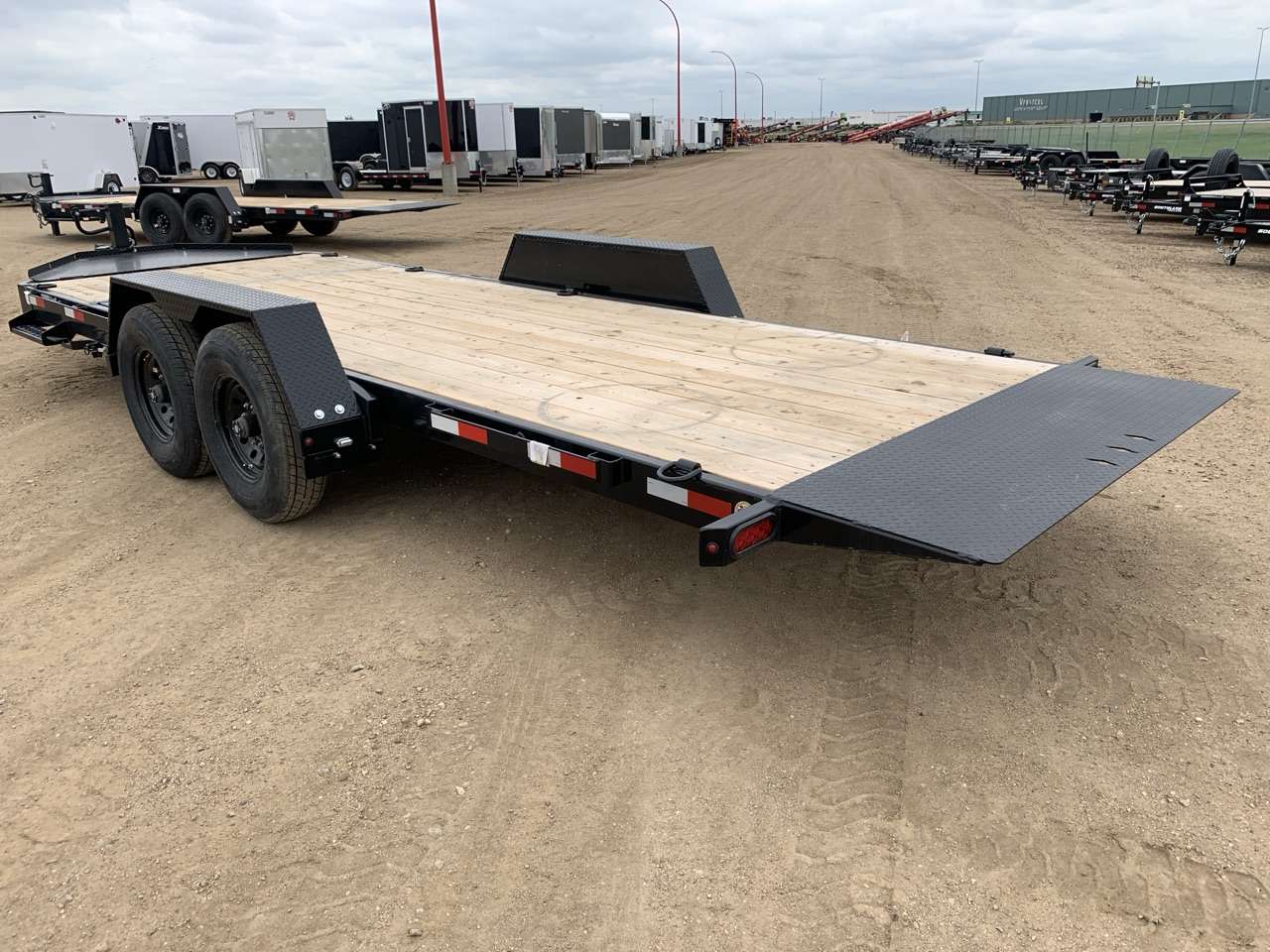 2026 Southland 20' (4'S + 16' T) Partial Tilt 8K Trailer