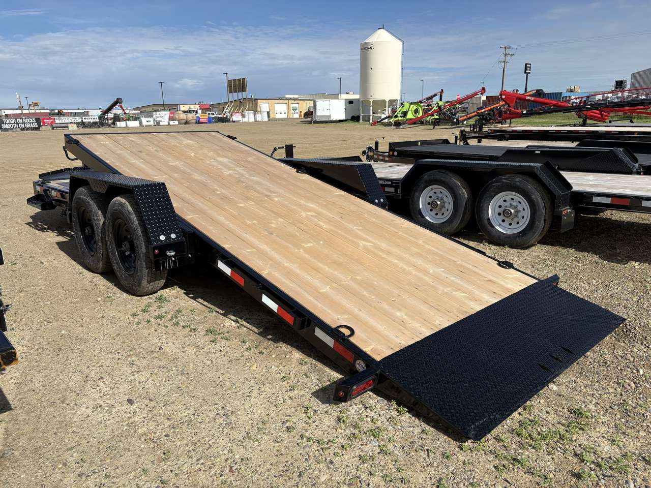 2026 Southland 20' (4'S+16'T) Partial Tilt Tandem 8K Trailer