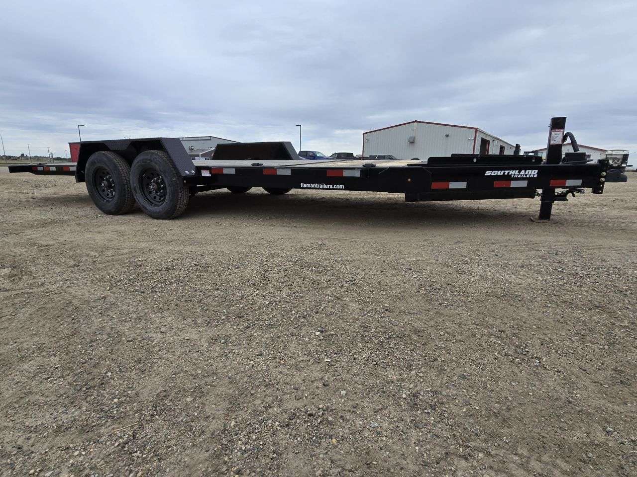 2026 Southland 20' (4'S+16'T) Partial Tilt Tandem 8K Trailer