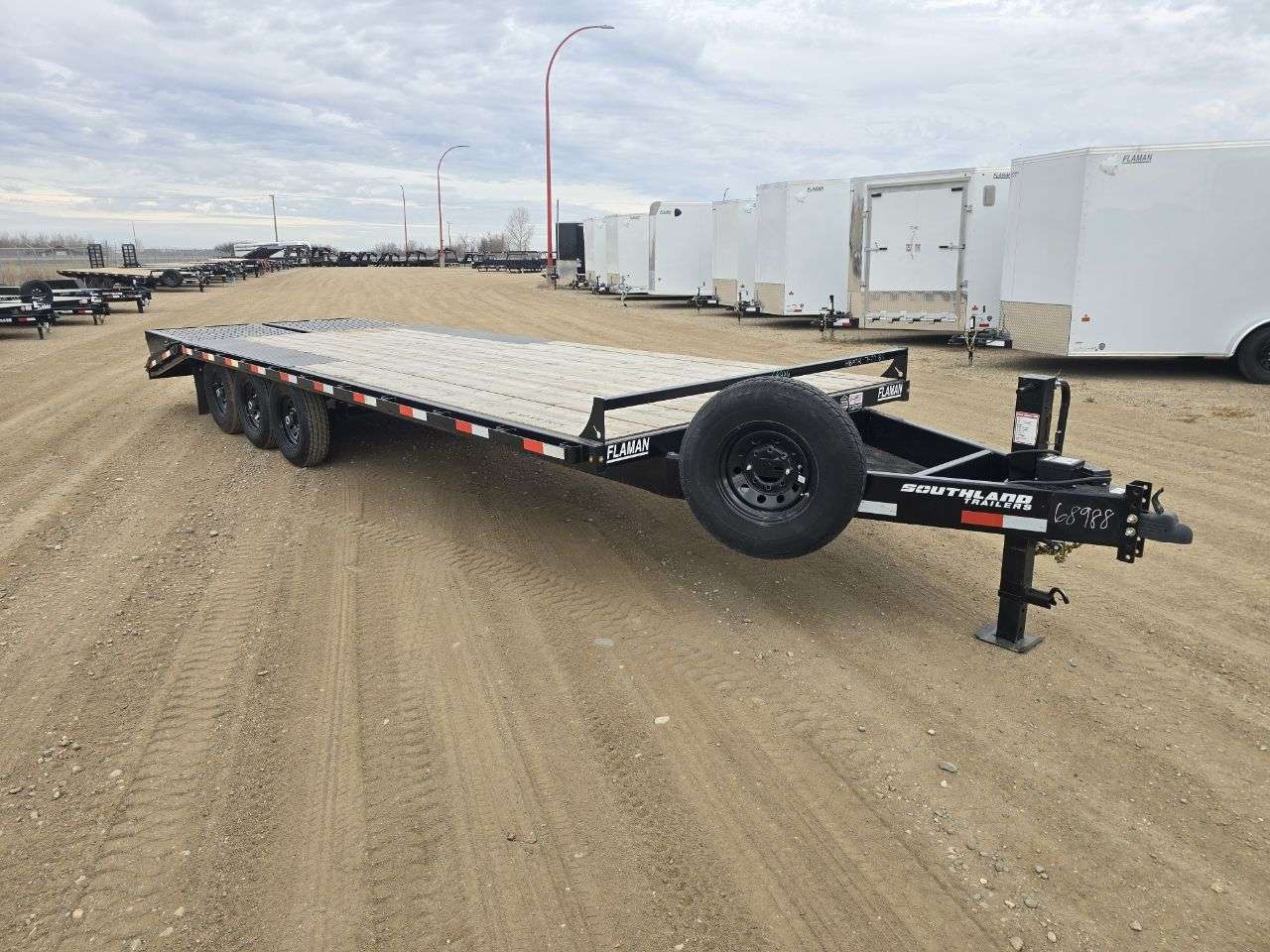2026 Southland 20'+5' Beavertail Deckover Triple 7K Trailer