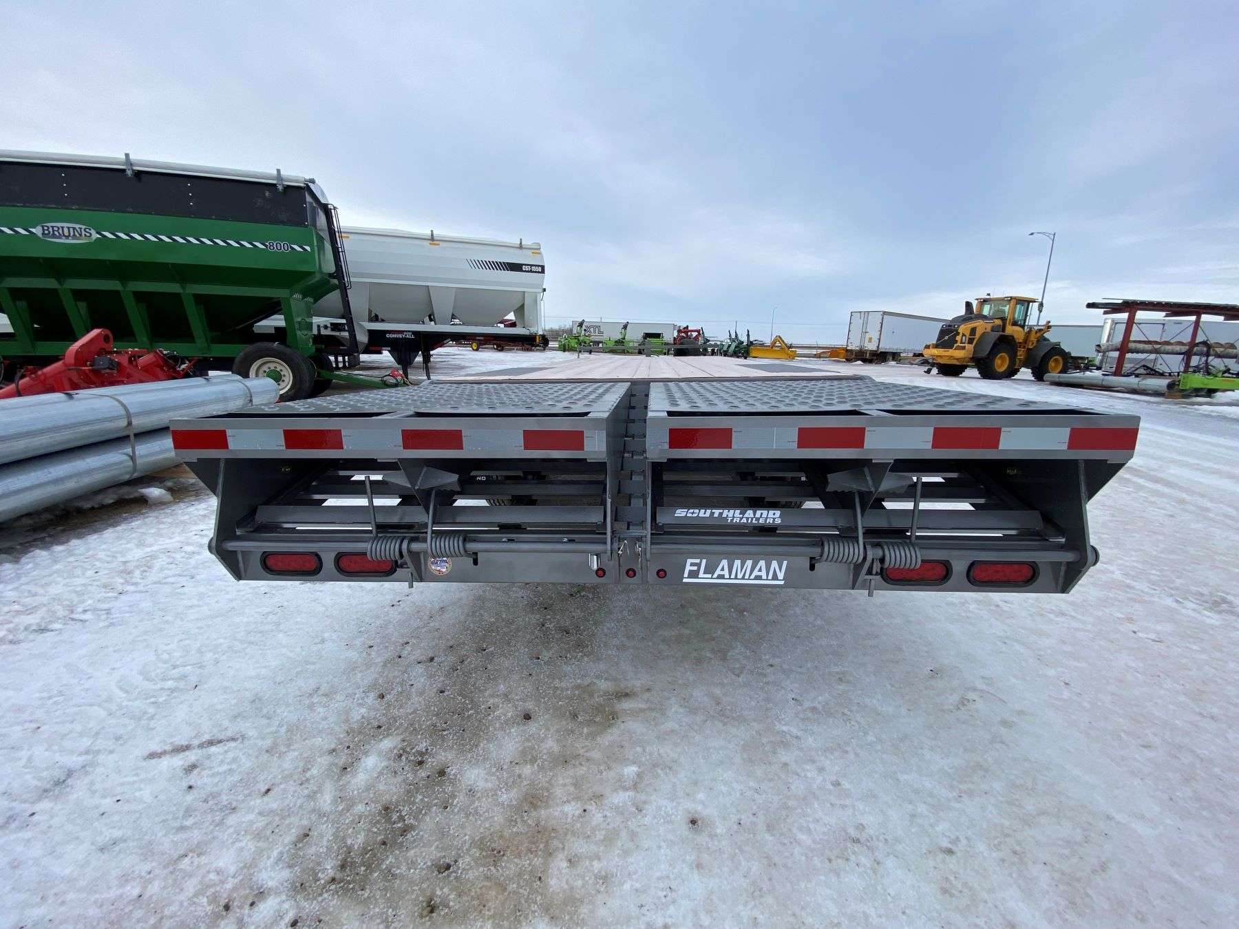 2026 Southland 20' Highboy Trailer w/ Beavertail