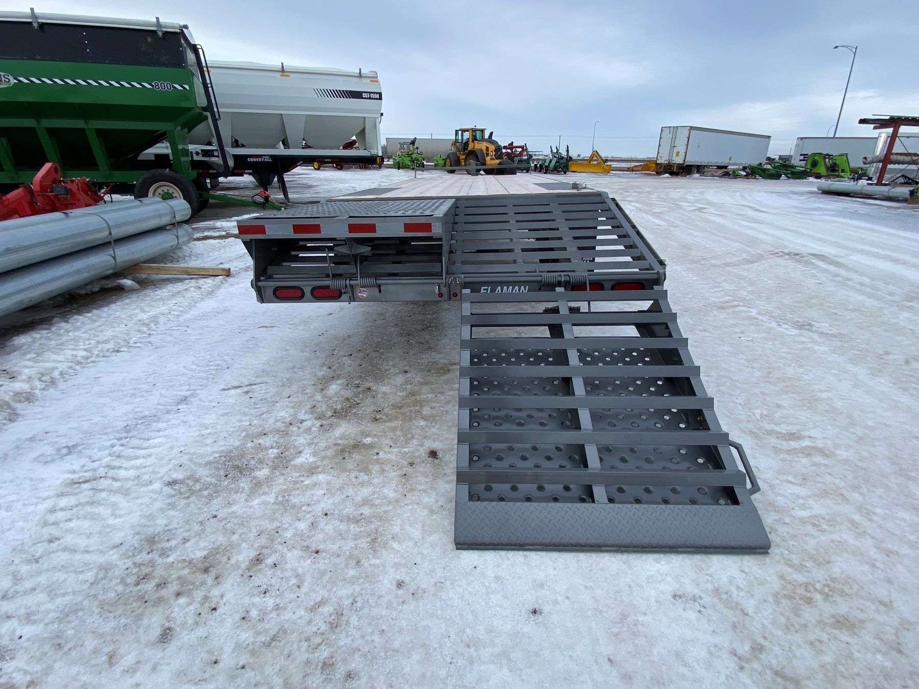 2026 Southland 20' Highboy Trailer w/ Beavertail