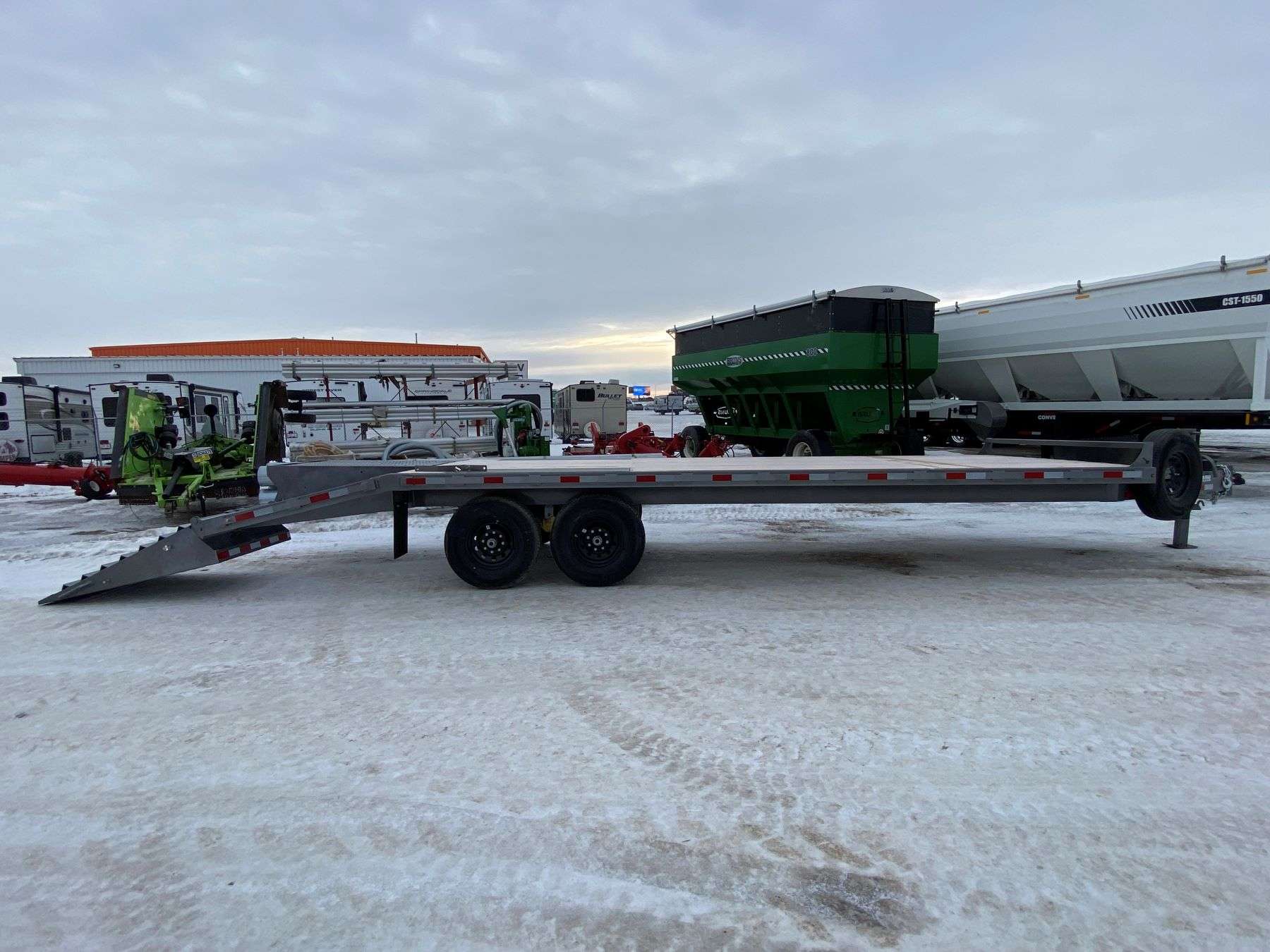 2026 Southland 20' Highboy Trailer w/ Beavertail