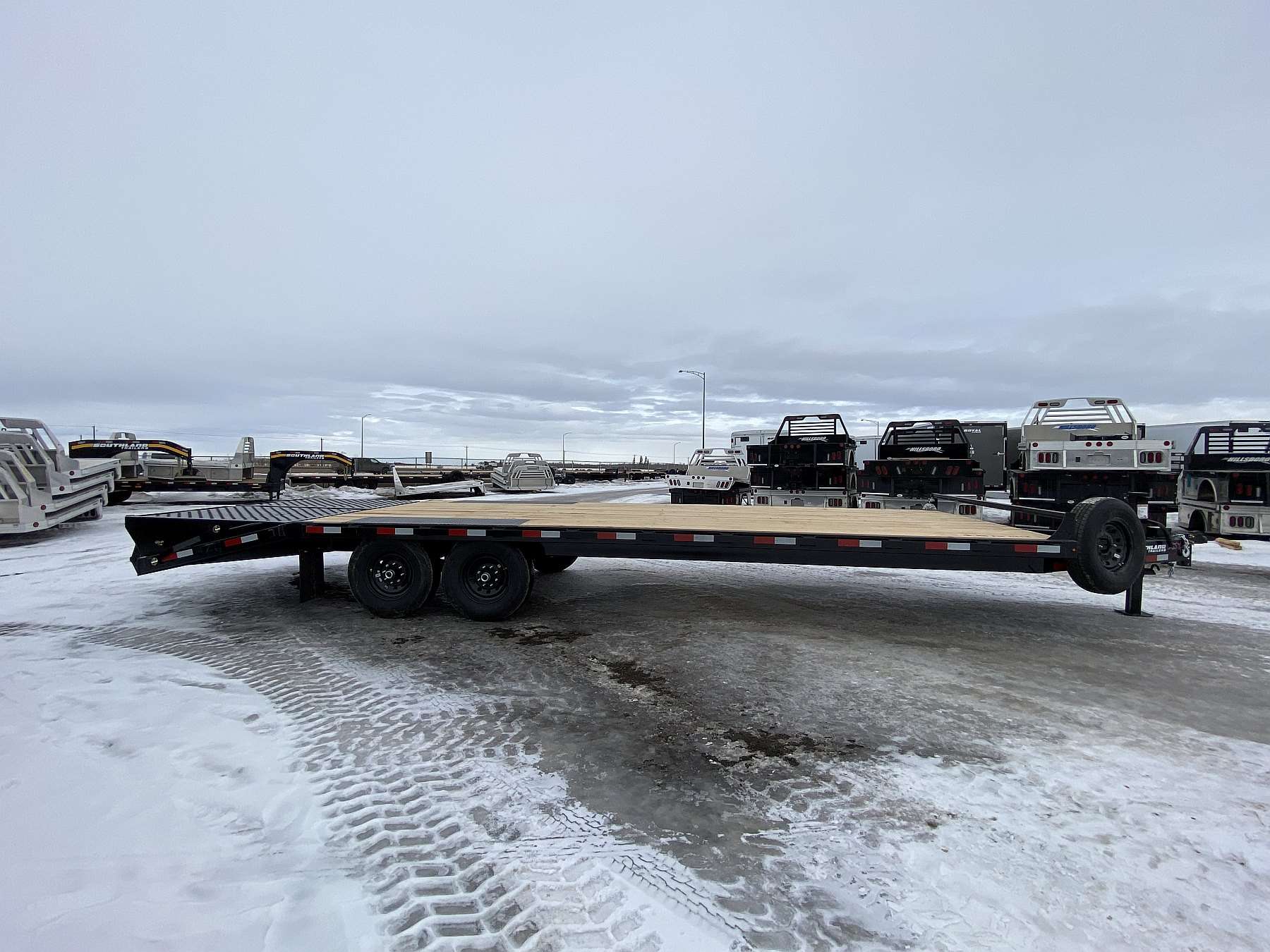 2026 Southland 20' Highboy Trailer w/ Beavertail