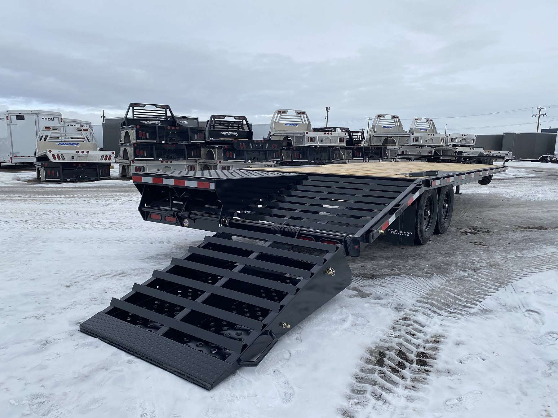 2026 Southland 20' Highboy Trailer w/ Beavertail