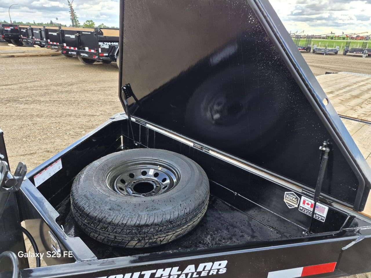 2026 Southland 22' (6' + 16') Partial Tilt Tandem 8K Trailer