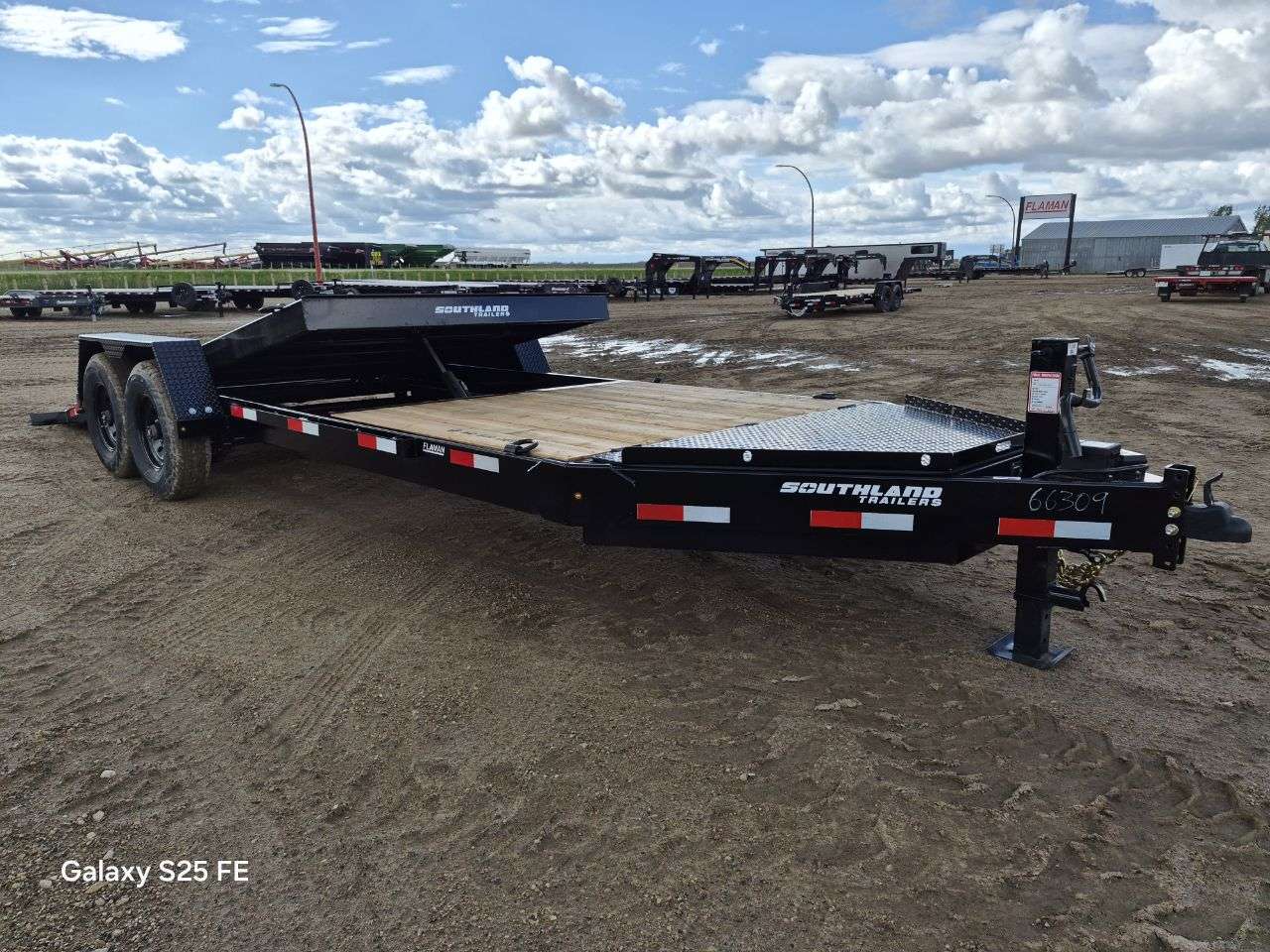 2026 Southland 22' (6' + 16') Partial Tilt Tandem 8K Trailer